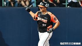 ▲統一獅一壘手林益全炸裂3分砲。（圖／記者劉彥池攝影）