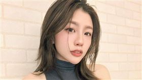 御姐強尼尺度相當大。（圖／翻攝自FB／御姐強尼）