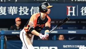 ▲統一獅右外野手林佳緯敲出安打。（圖／記者劉彥池攝影）