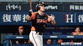▲統一獅游擊手陳聖平炸裂中職生涯首轟。（圖／記者劉彥池攝影）