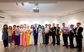 新住民開畫展　紀錄「臺灣最美的風景」