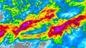 這是未來5天雨區分布（圖／翻攝自台灣颱風論壇｜天氣特急 臉書）