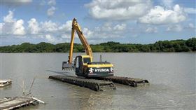 學甲88槍擊案,衝鋒槍,丟棄,打撈,孔祥志,曾文溪