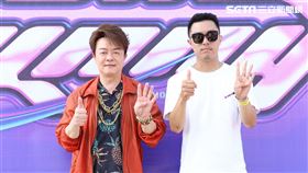 DJ KEN LIN和翁立友合作，改編經典歌變電音版。（圖／記者鄭孟晃攝影）