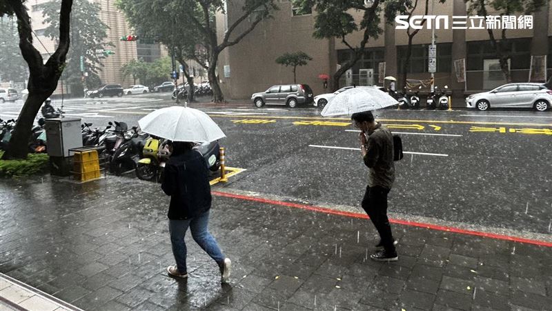 雷雨沒完「連下5天」　大台北熱飆37度↑