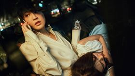 曾沛慈挑戰黑化演出。（圖／CATCHPLAY+提供）