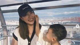 毛加恩與老婆Tiffany3月迎來寶貝女兒，晉升一家4口。（圖／翻攝自IG）