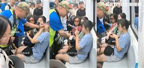 阿伯怒罵逼女孩讓座　竟用拐杖撬開她雙腿（圖／翻攝微博）