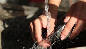  ▲洗碗；男女朋友。（圖／翻攝自pixabay）