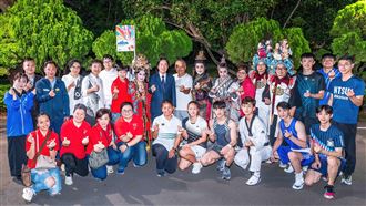 賴清德首場總統府音樂會　壓軸拍謝少年