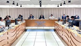 日本石垣市中山義隆市長(中右)偕同航商拜會交通部航港局、觀光署及港務公司代表。（圖／航港局提供）