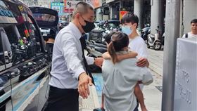 黃員愛妻帶著4歲孩子處理後事，現卻因撫卹事宜而慘遭炎上。（圖／記者莊淇鈞攝影）