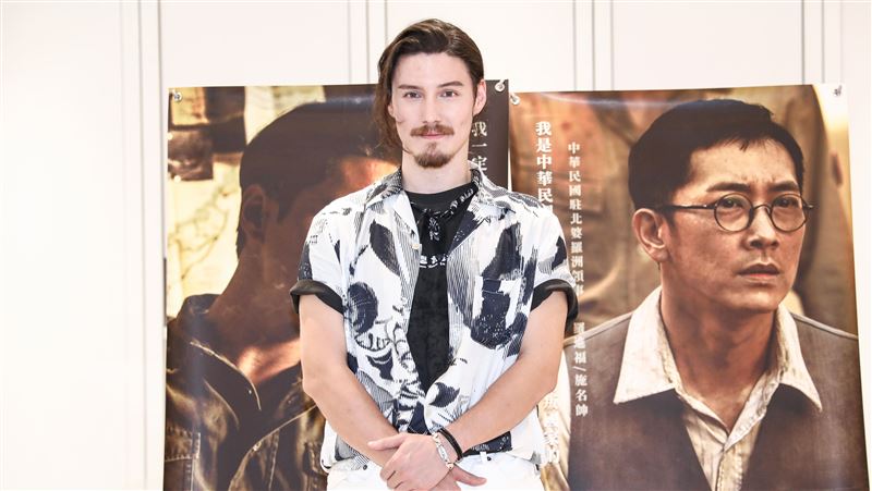 周華健演唱會滑倒出意外!兒周厚安曝現況