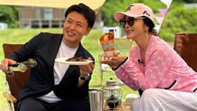 陳美鳳帶節目團隊及搭檔主持人小鹿跨國至日本青森出外景。（圖／民視提供）