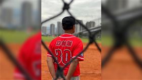 台灣「慢速壘球」金牌教練田道義因病驟逝，享年58歲。（圖／翻攝自田道義 臉書）