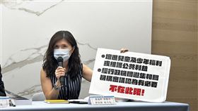 衛福部表示1個月內邀集專家、媒體代表，在兒少權法修法完成前，訂出「例外事件」媒體報導原則。（圖／記者簡浩正攝影）