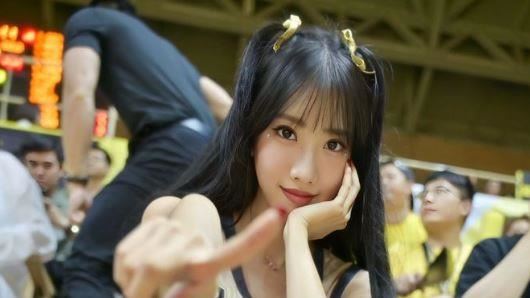 昔不雅照險外流　啦啦隊女神收陪玩邀約