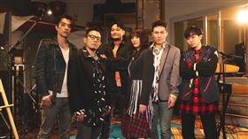 蘇打綠飛倫敦錄音。（圖／蘇打綠有限公司 提供）