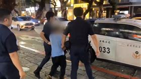 士東市場8旬婦人的錢包遭搶。（圖／翻攝畫面）