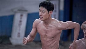 《絕地逃生》。（圖／車庫娛樂提供）