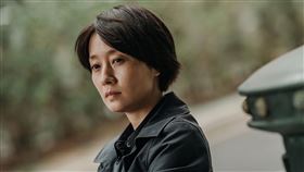 馬伊琍在《錯位》中驚覺老公出軌。（圖／iQIYI愛奇藝國際站提供）