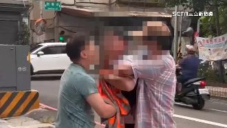 疑臨停黃線擋出入口　保全規勸遭酒瓶K頭