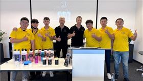 大大力鍍膜執行長吳鼎強帶隊親赴德國認證SF藥劑　確保品牌信譽（業配勿用）