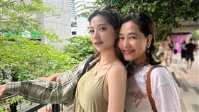 歐陽娣娣和媽媽傅娟。（圖／翻攝didiouyang IG）