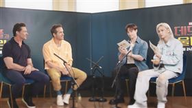 休傑克曼、萊恩雷諾斯和「Stray Kids」方燦及Felix。（圖／翻攝MarvelKorea YT）