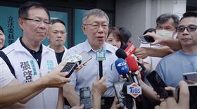 柯文哲出席「立法委員張啓楷雲林總服務處揭牌」。（圖／民眾黨提供）