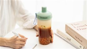 迷客夏推出系列活動，讓消費者一同為選手們喝采，同時在炎炎夏日中享受冰品與飲品的清涼消暑。（圖／品牌業者提供）