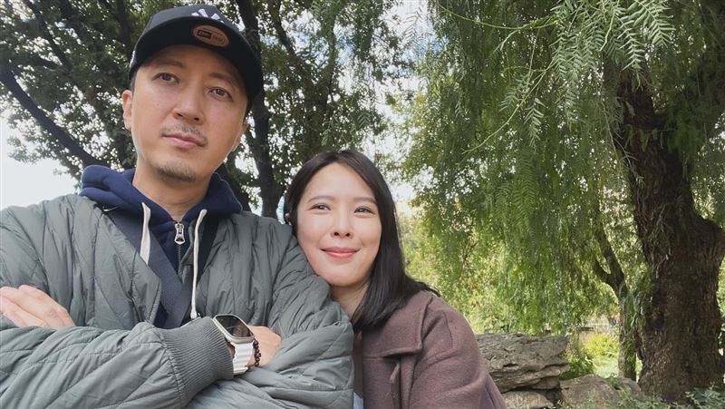 天心又放閃！老公1句話讓網友直呼：墨鏡