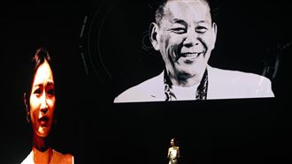 大螢幕驚見龍劭華身影　曾莞婷緬懷惹鼻酸