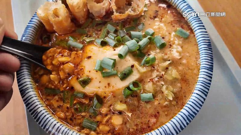 麻辣豆花、烏魚子霜淇淋　怪奇美食大集合