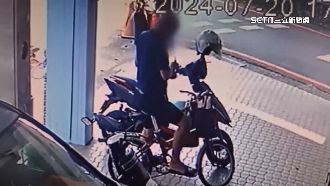 機車停自家門口　竟遭陌生男偷錢包現金