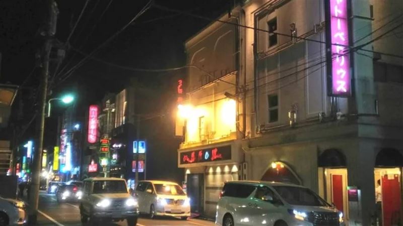 日本1地變買春天堂！泡泡浴看板中文拉客