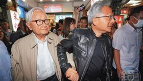 黃仁勳來台不只見了台積電創辦人張忠謀，也到台積電總部拜訪。