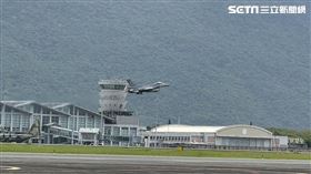 ▲「漢光40號演習」花蓮空軍基地F-16起飛（圖／記者劉宇鈞攝影）