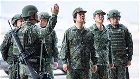 賴清德總統今（23）日上午赴花蓮地區，視導漢光演習空軍參演部隊實兵演練狀況。（圖／總統府提供)