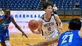 政大男籃宋昕澔轟下22分，不過球隊首戰卻以76：84不敵首度參賽的BK籃球學院。（圖／三好體協提供）