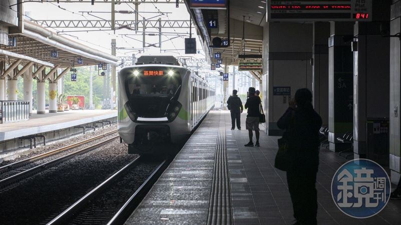 台鐵今午前對號列車停駛　高鐵全線營運