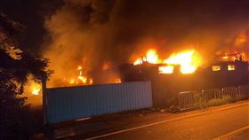 台中神岡工廠大火。（圖／翻攝畫面）