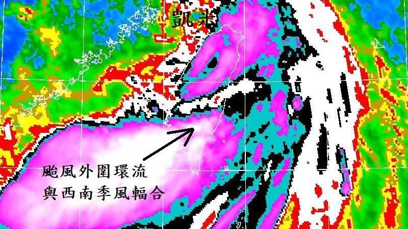 鄭明典貼一圖：莫拉克雨型特徵就類似這樣