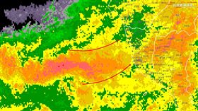 南高屏更強雨勢即將來臨（圖／翻攝自「台灣颱風論壇｜天氣特急」臉書）
