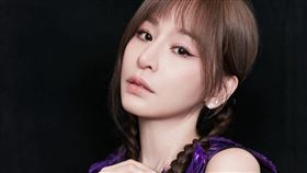 王心凌颱風天在清冰箱庫存。（圖／翻攝自王心凌IG）