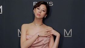 女星西內麻里亞比深田恭子小11歲。（圖／翻攝自mariya_nishiuchi_official IG）