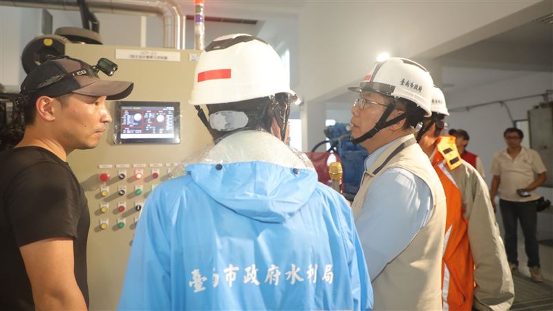 黃偉哲嚴控抽水站！預防台南市陷淹水之苦