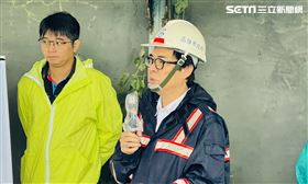 是什麼原因讓停班課政策大翻牌？陳其邁表示，市民很辛苦，需要時間重建家園。（圖／記者簡榮良攝影）