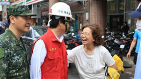 泡水車也有！陳其邁公布「5大補助」　高雄受災戶最高領4.5萬元。（圖／翻攝自陳其邁臉書）