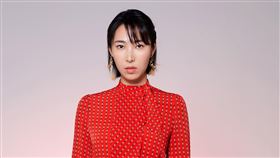 王若琳為電影《鬼才之道》量身打造中英文主題曲。（圖／索尼音樂提供）